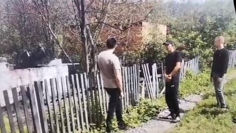 Омич без жилья ночевал в дачных домах, а потом поджигал их