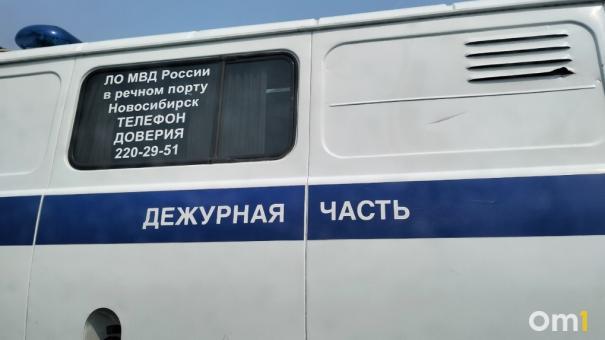 Тело молодого человека нашли в Дзержинском районе Новосибирска
