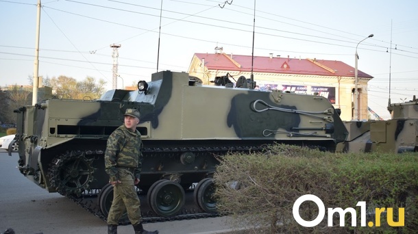 385 омичей отправят на службу в армию