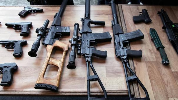Новосибирца поймали на создании арсенала огнестрельного оружия и боеприпасов к нему