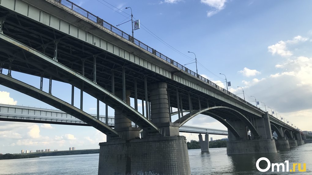 Анатолий Локоть прокомментировал предложение о возвращении трамваев на Октябрьский мост в Новосибирске