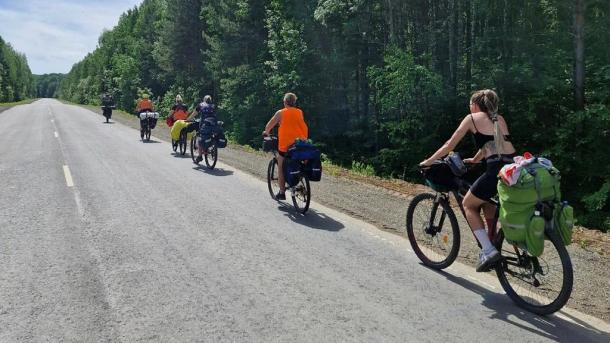 С севера области в Омск: юрист проехал больше 500 километров на велосипеде