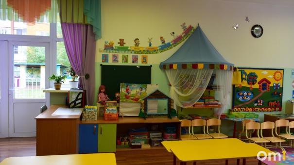 В Омской области некоторым родителям повысили плату за детский сад