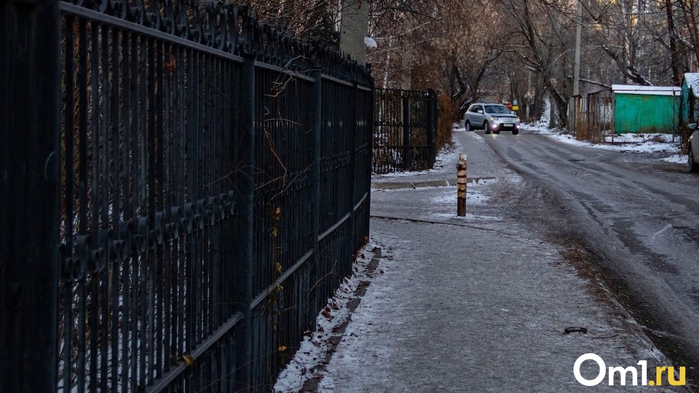 «Не зря говорят пятница 13-е»: жители Омской области чуть не замёрзли из-за внезапно сломавшегося авто