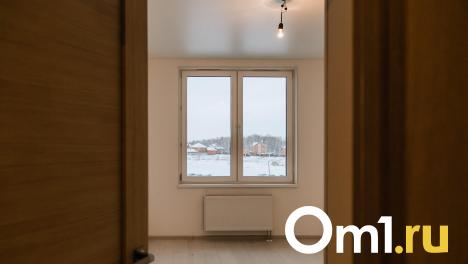 Омичка-сирота лишилась квартиры из-за бюрократии. СК начал проверку