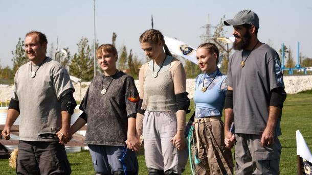 Певец Влад Топалов уступил место в популярном шоу медсестре из Омска