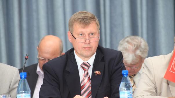 Мэр Новосибирска Анатолий Локоть рассказал, почему любит посещать городские ярмарки