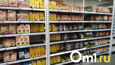 Две новосибирских торговых сети ограничили наценки на продукты