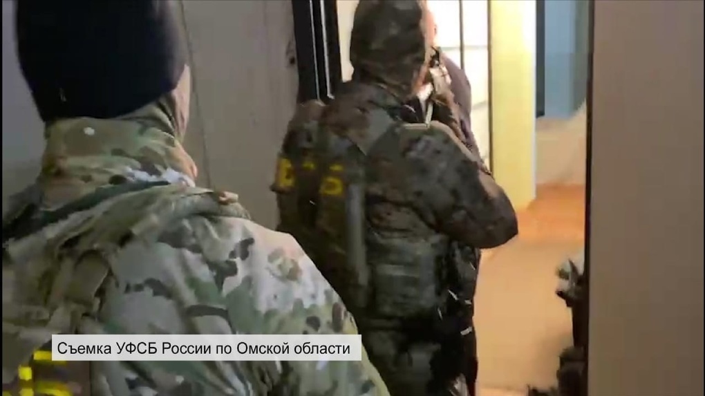 В Омске задержали межэтническую ОПГ, вымогавшую у бизнесмена 1,25 миллиона рублей