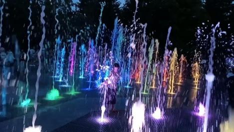 В Омске снова закрыли фонтан в парке имени 30-летия ВЛКСМ
