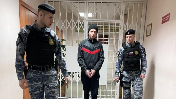 В Новосибирске задержали должника, находящегося в федеральном розыске