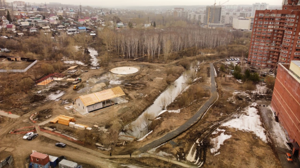 Реку Каменку в строящемся парке в Новосибирске признали экстремально грязной