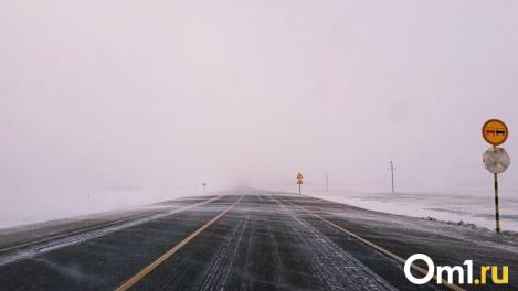 В Омской области продлили ограничение движения по трассам из-за непогоды