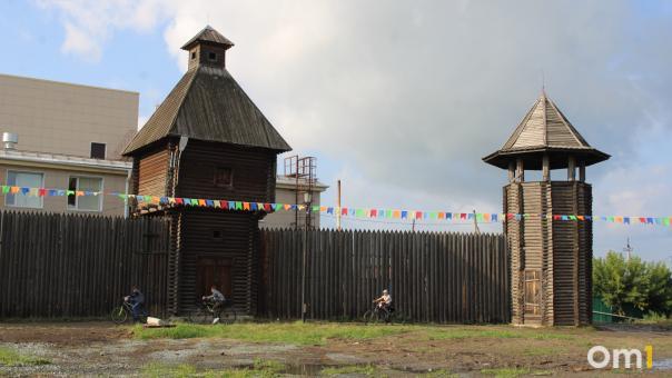 Омичей зовут раскапывать Тару