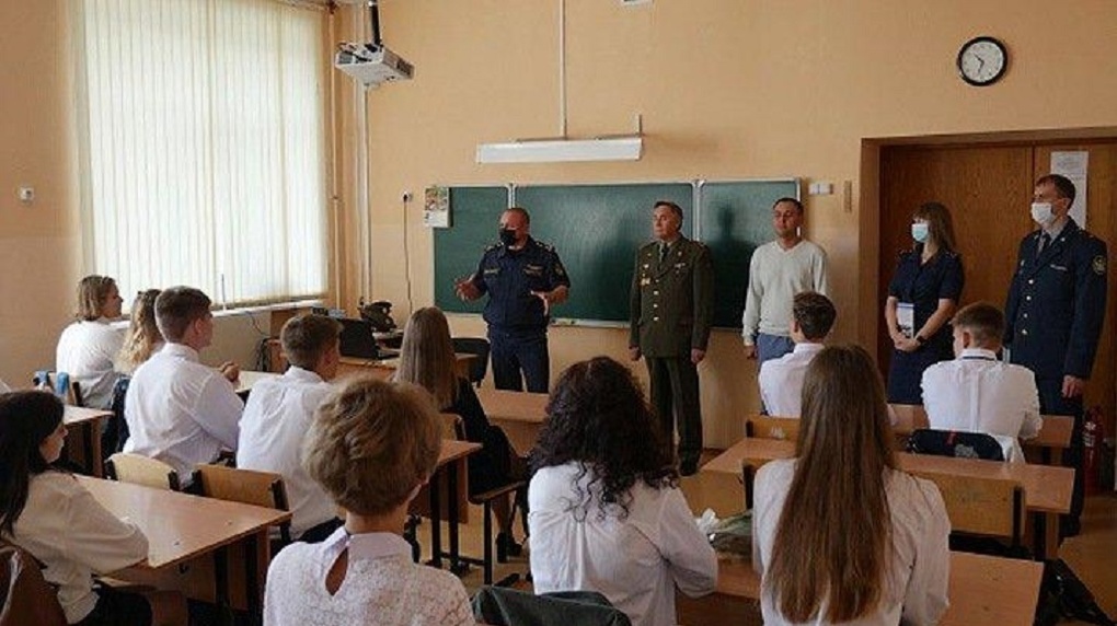 Новосибирских школьников начнут готовить к работе в исправительных учреждениях
