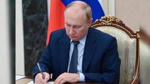 Владимир Путин объявил об участии в президентских выборах в 2024 году