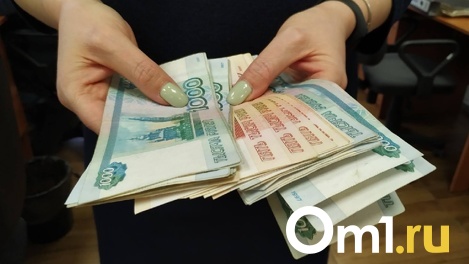 Омичка готовила дочери подарок, но из-за мошенников осталась без денег