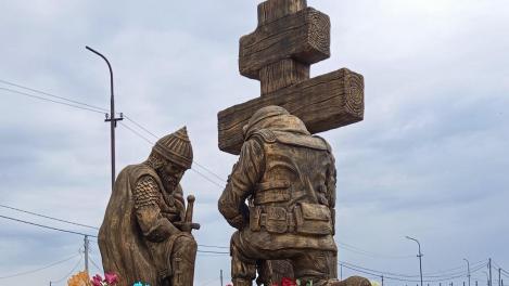 В Чике открыли мемориал «Воинство Христово»: в посёлке увековечили память 80 героев