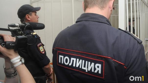 В Омске начальника отдела полиции подозревают в покровительстве торговле нелегальным табаком