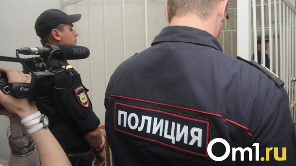 В Омске начальника отдела полиции подозревают в покровительстве торговле нелегальным табаком