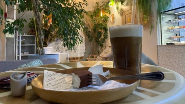 7-я кофейня Brewsell: почему «Квартал на Декабристов» стал кладбищем ресторанов?