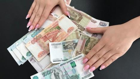 По данным опроса ВТБ, на летний отдых сибиряк потратил в среднем в 100 тыс. рублей
