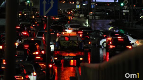 На Космическом проспекте в Омске ограничат скорость из-за частых аварий