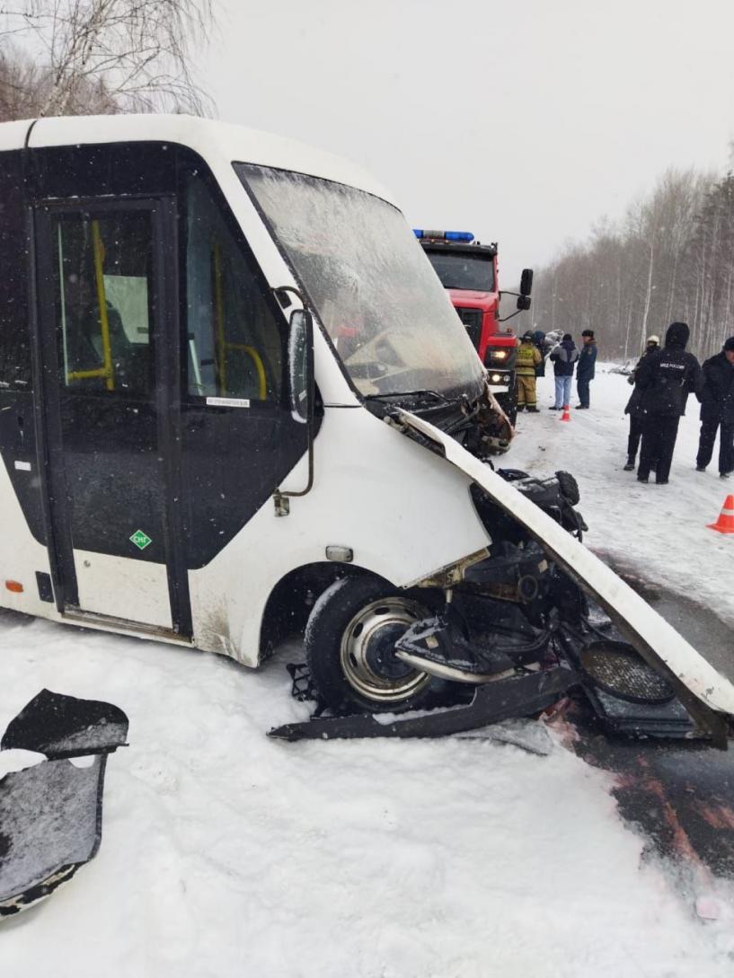 Смертельное ДТП на трассе Омск – Муромцево: один человек погиб, пять  пострадали - Новости Омска - om1.ru