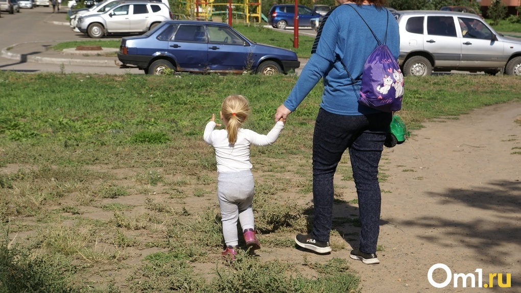 Чтобы ребёнок не потерялся. Как обезопасить новосибирских детей на улице