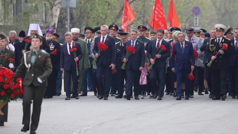 Председатель Законодательного собрания Андрей Шимкив поздравил новосибирцев с Днём Победы