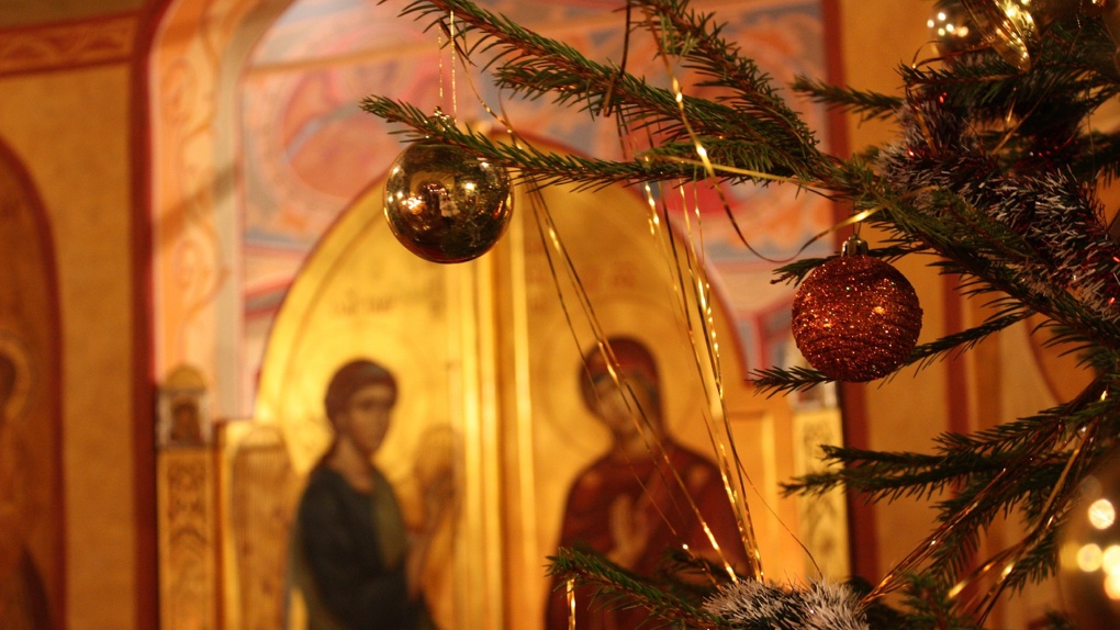 Бурков собирается отстоять в Омске литургию в рождественскую ночь
