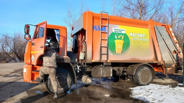 На вывозе раздельно собранных отходов регоператор задействует еще один мусоровоз