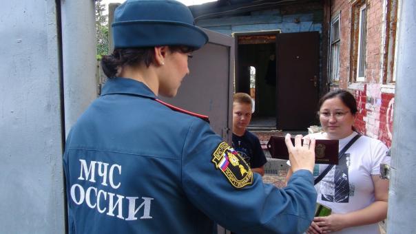 Купите извещатели или получите штраф: в Омске мошенники представляются сотрудниками МЧС