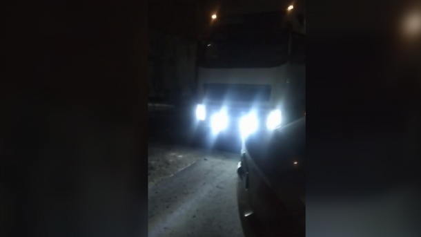 Жители Хилка требуют остановить фуры на территории кладбища в Новосибирске