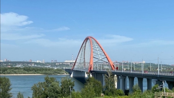 Когда в Новосибирске рассеется смог от лесных пожаров – заявление главы Гидрометцентра