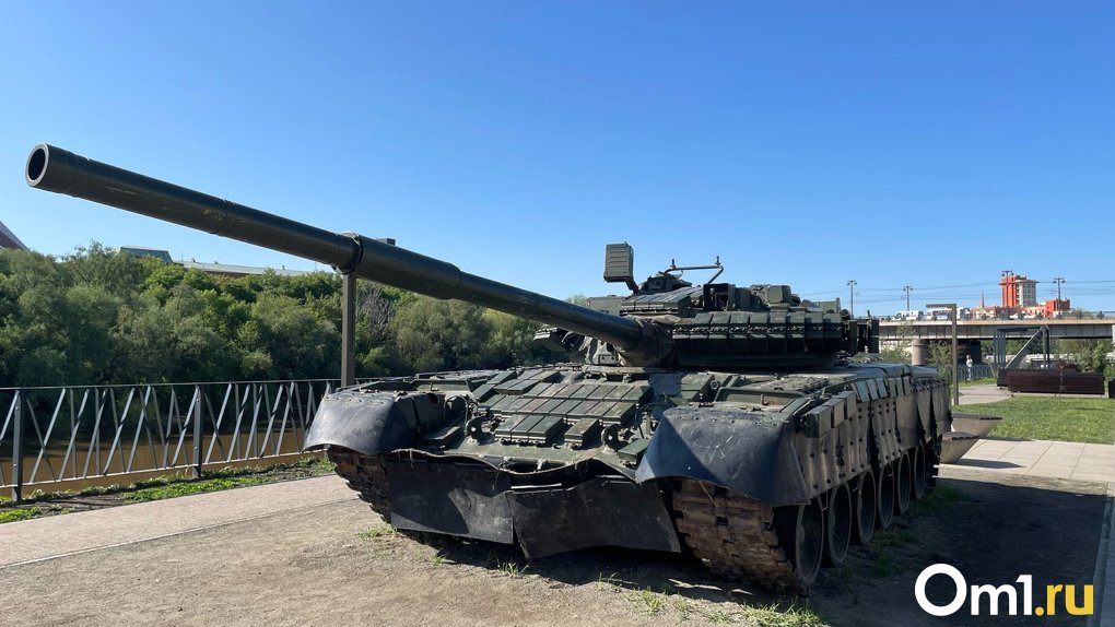 В Омске вандалы разграбили танк на Щербанёва