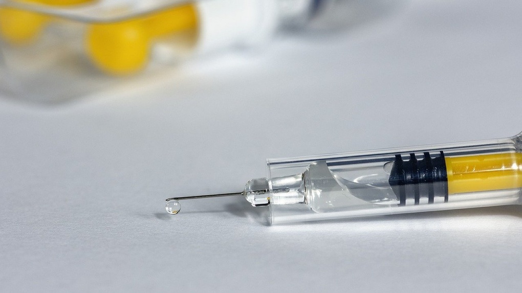 Новосибирская область получила больше 20 тысяч доз вакцины от COVID-19