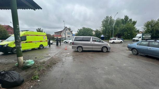 Опубликованы кадры аварии на улице Автогенной в Новосибирске