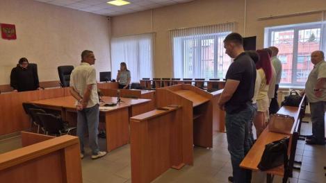 Директору омской фирмы и двум сообщникам вынесли приговор за мошенничество с клиентами