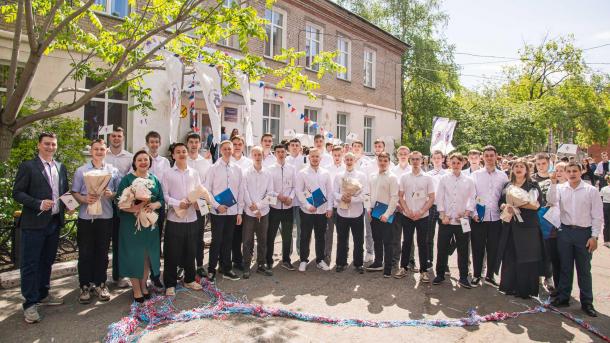 Молодые специалисты начали карьеру на Омском НПЗ