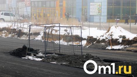 В Омске отремонтируют дороги, где асфальт сошёл вместе со снегом