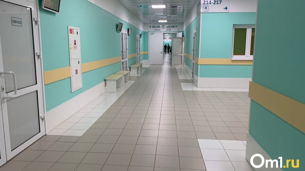 В больнице под Новосибирском девятилетнему ребёнку отказали в перевязке из-за отсутствия медсестёр