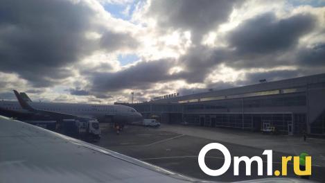 Рейс из Антальи в Новосибирск задерживают на шесть часов: пассажиры в неведении