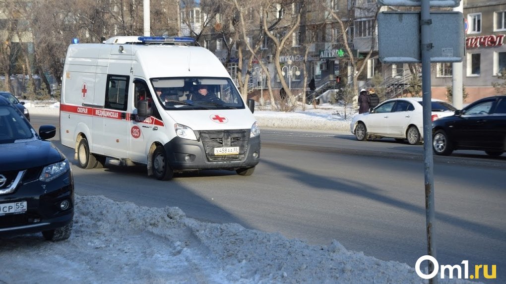 73-летнюю пенсионерку увезли в больницу после драки в УК в Новосибирске