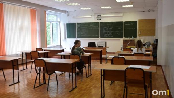 Открытие школы в Омской области опять могут перенести