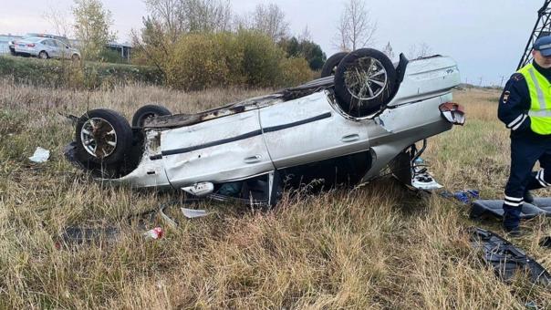 Вместо работы поехал в больницу: ранним утром омич разбился на автомобиле