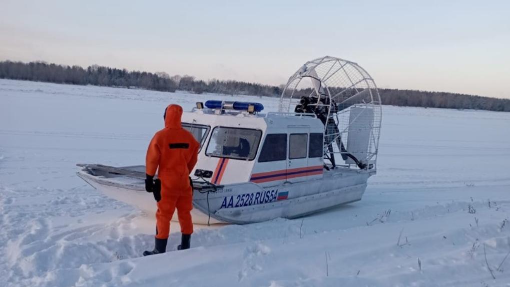 Рыбак спас провалившуюся под лёд девочку-подростка в Новосибирске