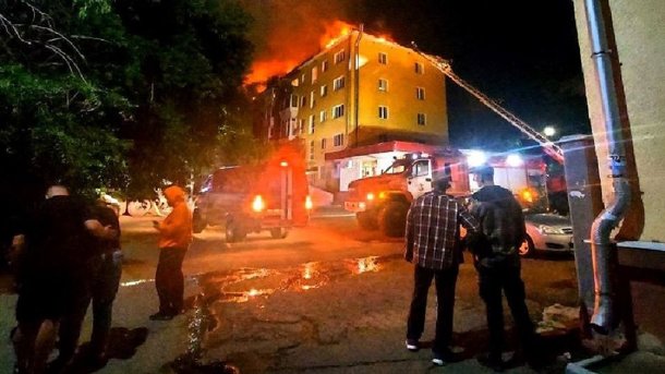 Стало известно, кто ремонтировал загоревшийся дом на бульваре Победы
