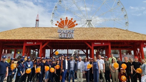 В Омске раньше срока начал работать парк аттракционов на «Зелёном острове»