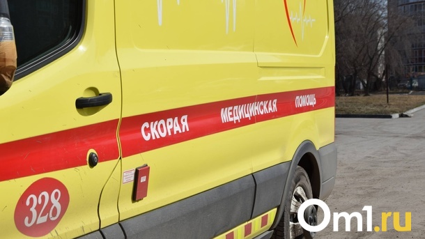 Коллектив омской скорой помощи выступил против увольнения главврача Максима Стуканова